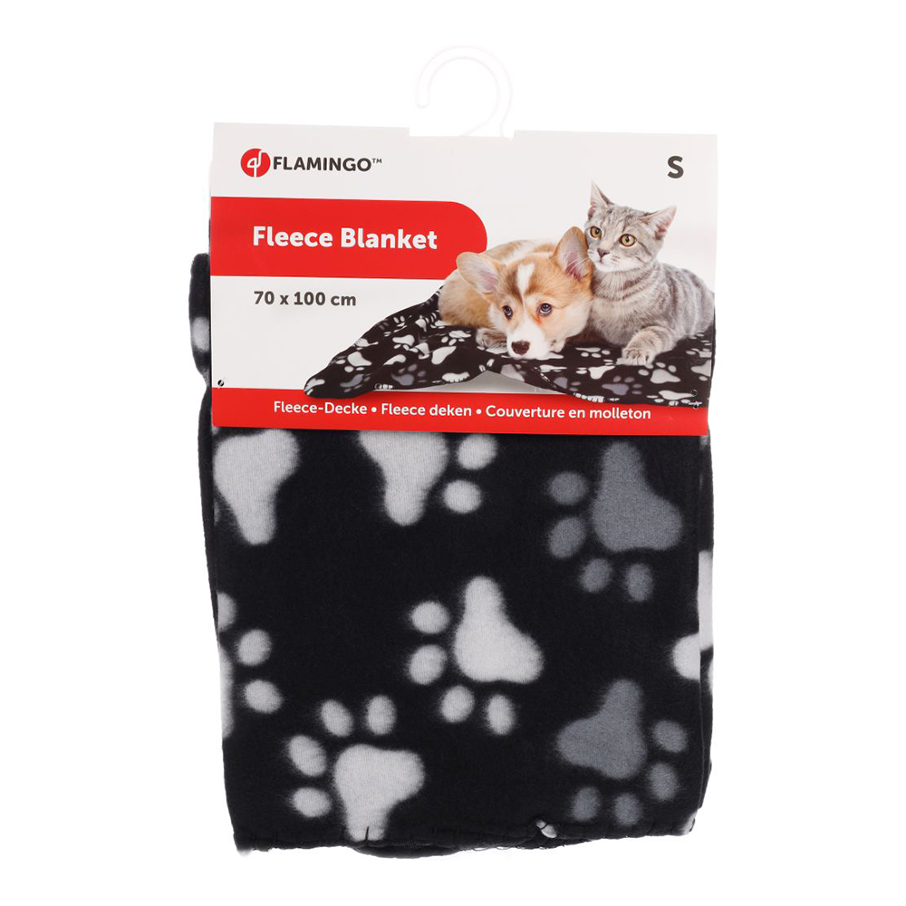 https://admins.vetfarmas.ee/storage/media/6948/5400585167627_2_FLMG-sega-flīsa-melna-Black-paw-70x100-cm-520881.jpg